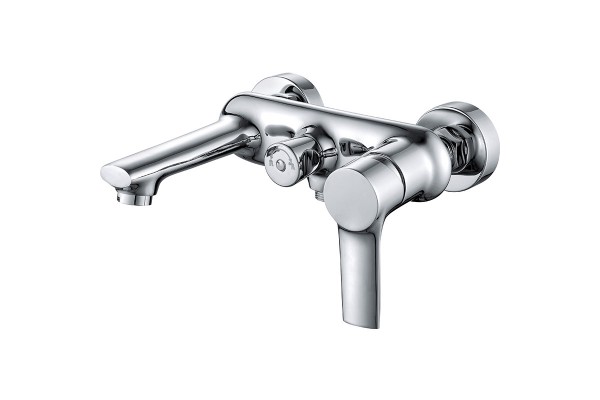 Single lever bath mixer