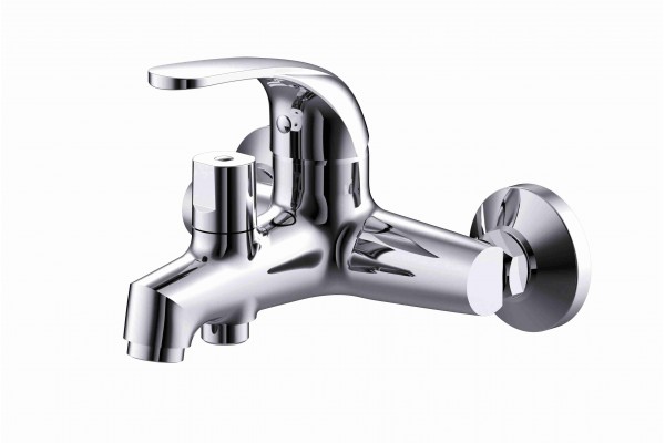 Single lever bath mixer